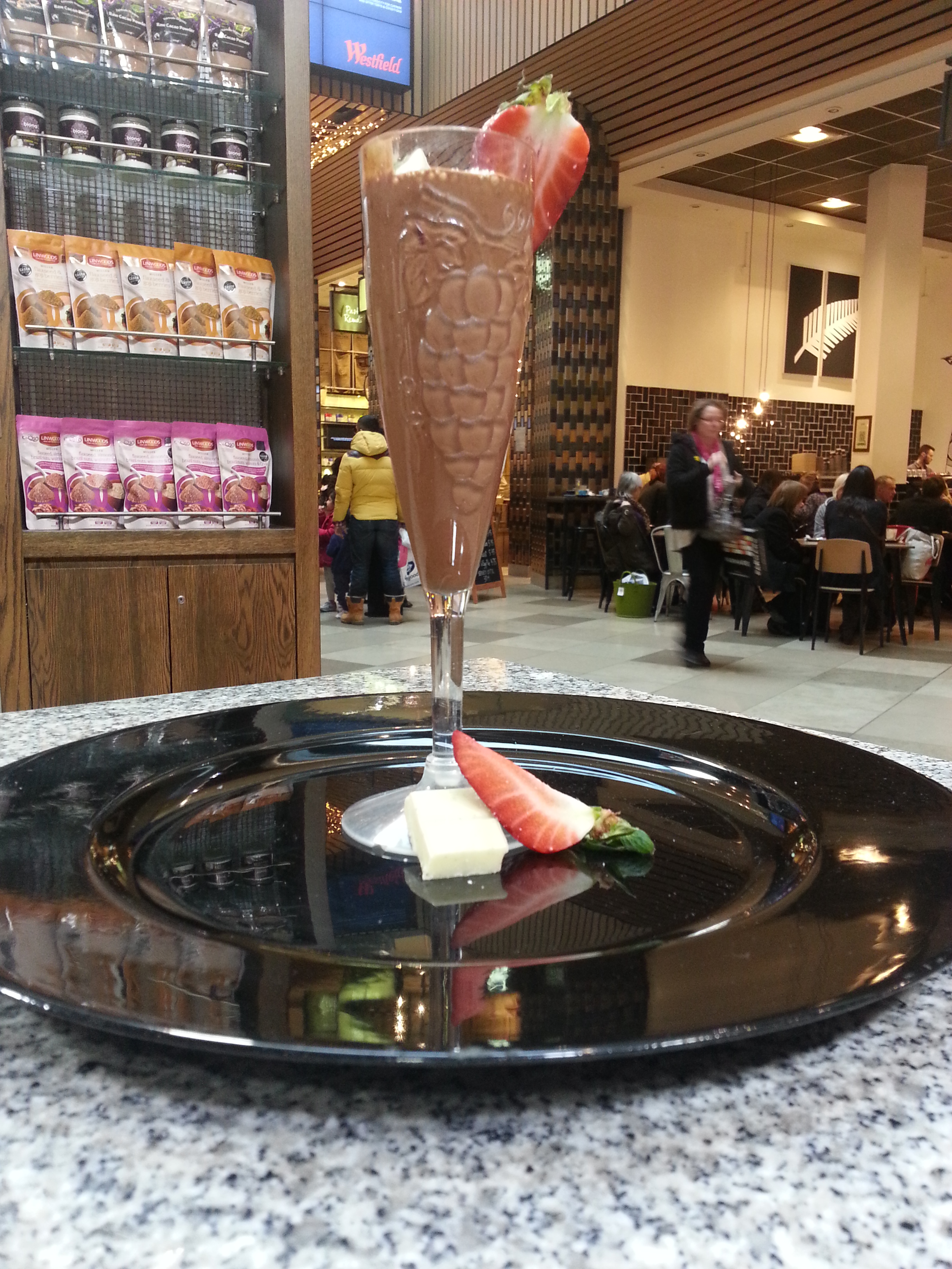 Westfield 183